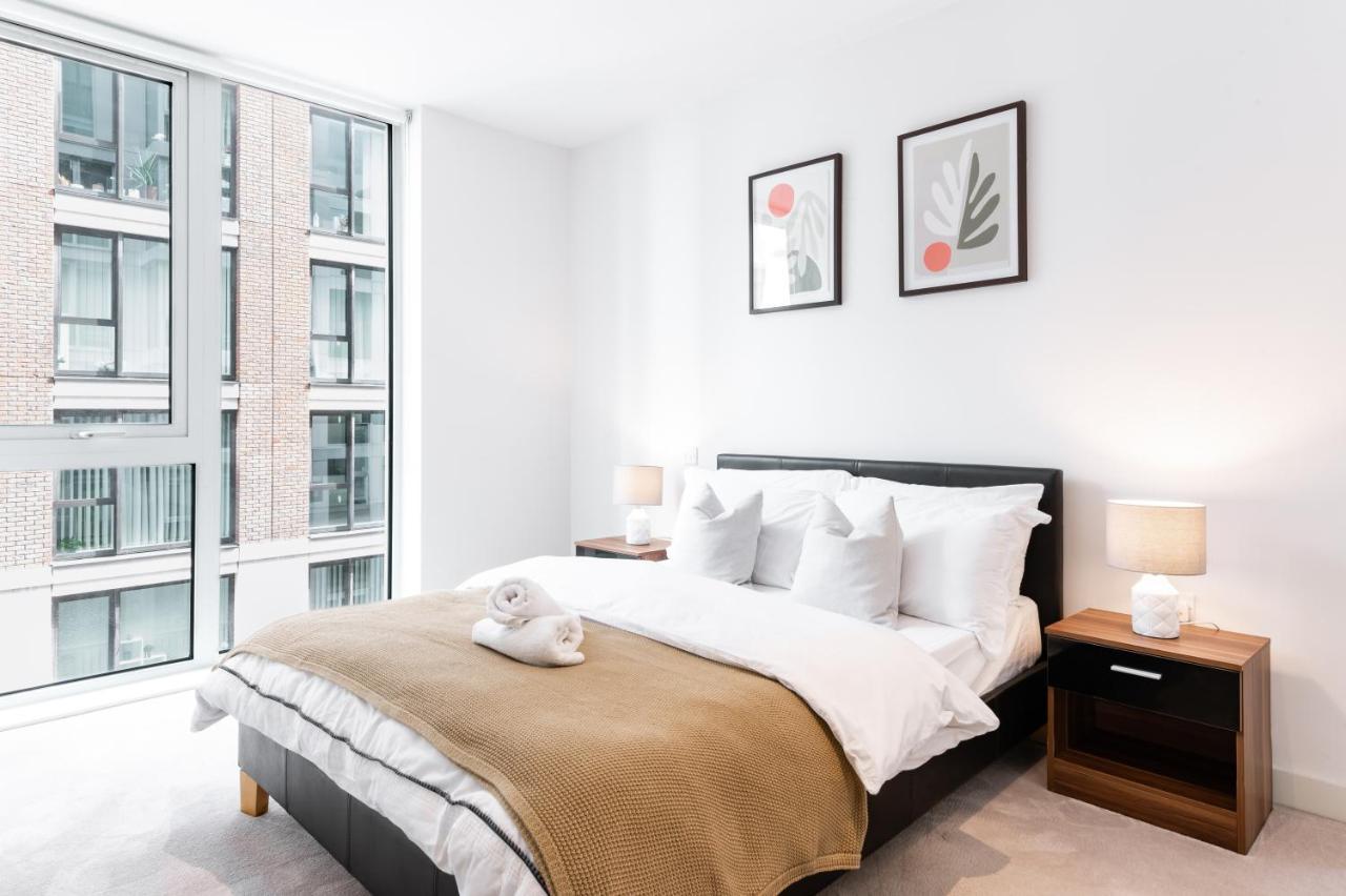 Khayat Homes - The Owelor - Two Bed Londra Esterno foto