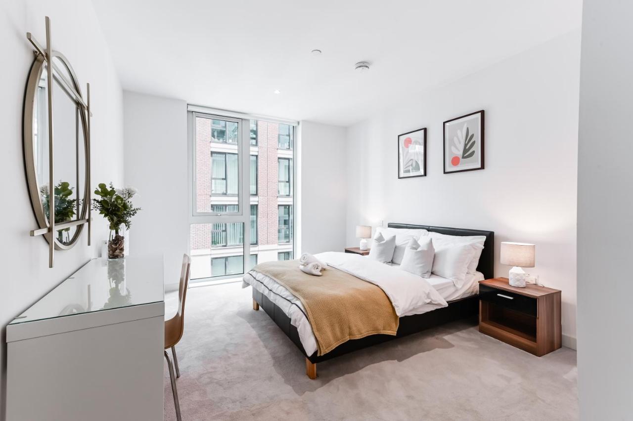 Khayat Homes - The Owelor - Two Bed Londra Esterno foto