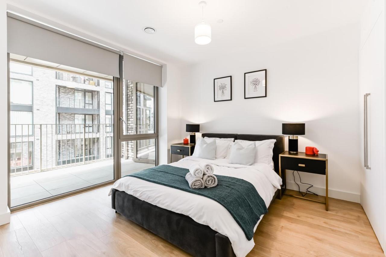 Khayat Homes - The Owelor - Two Bed Londra Esterno foto